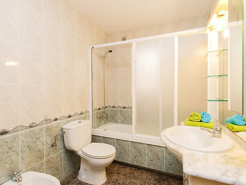 Clavel - Four Bedroom Lloret de Mar